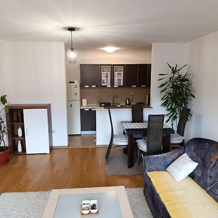 Appartement Aleksandrija Pale